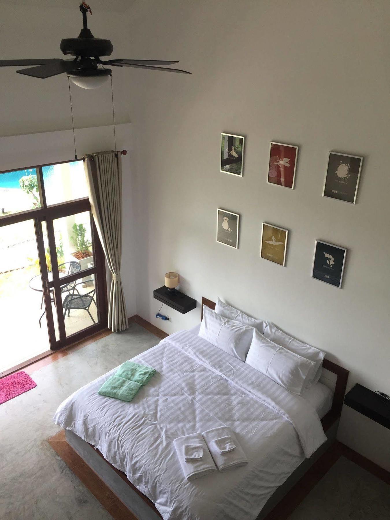 Hotel Tree Roots Retreat à Rayong Extérieur photo